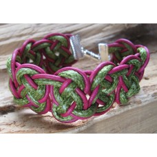 Knotenarmband aus echtem Leder in olivgrün und pink